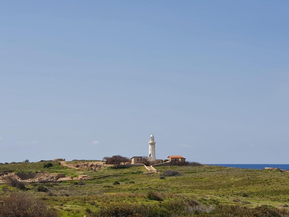Ancient Paphos - Cozy Place Next To The Sea, Marina, Historical Sites, Buses, Mall, And Market Екстер'єр фото