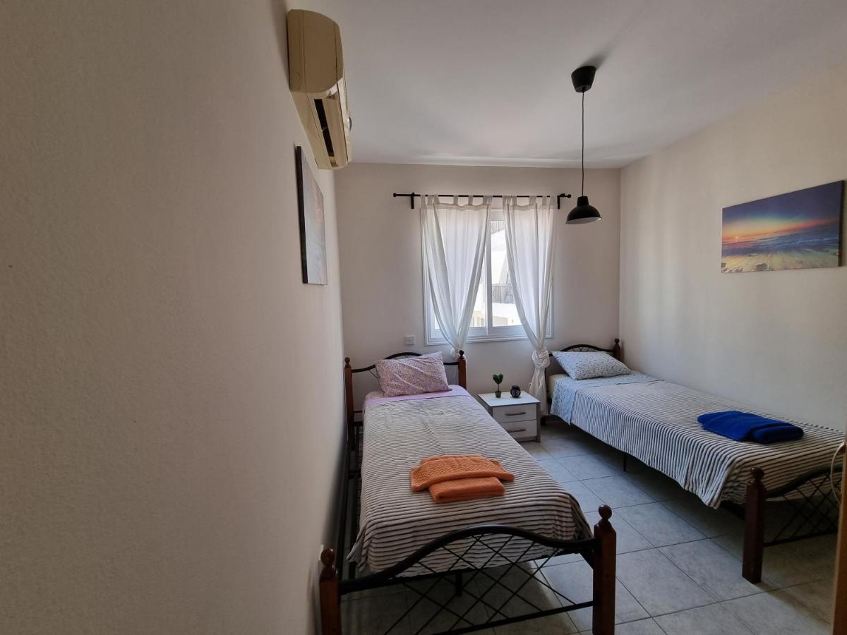 Ancient Paphos - Cozy Place Next To The Sea, Marina, Historical Sites, Buses, Mall, And Market Екстер'єр фото