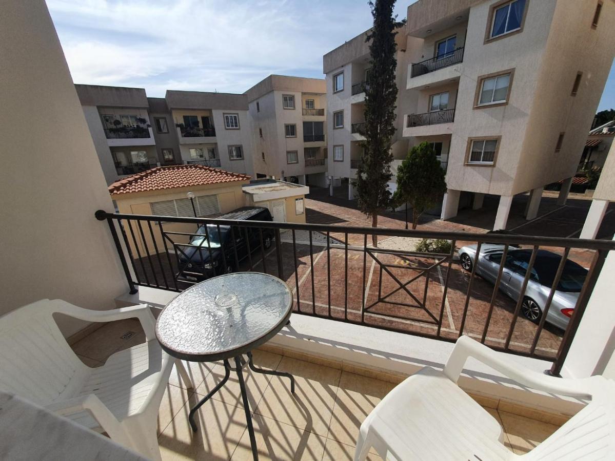 Ancient Paphos - Cozy Place Next To The Sea, Marina, Historical Sites, Buses, Mall, And Market Екстер'єр фото